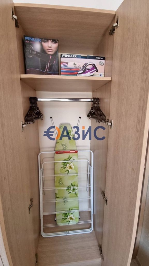 Продава се Двустаен апартамент в к.к. Слънчев бряг - 48 кв.м за 1605 €/кв.м - Снимка #10