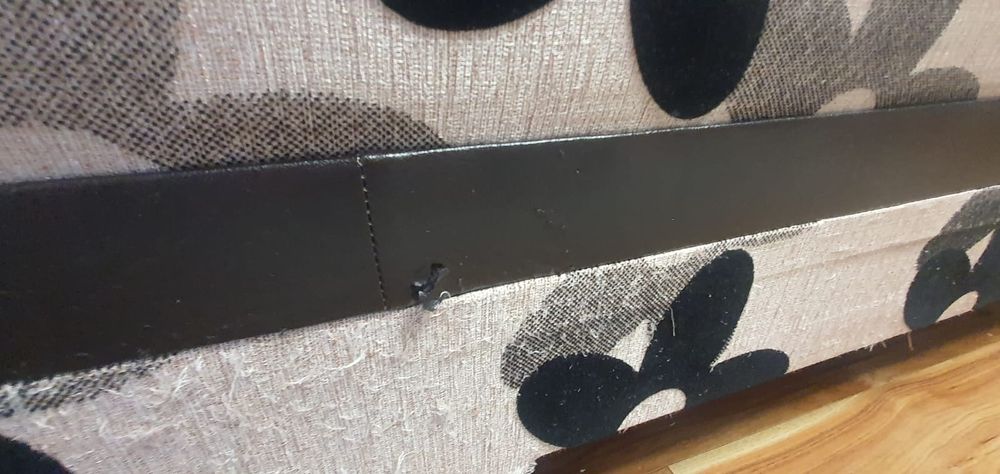 Set canapea extensibila si 2 fotolii