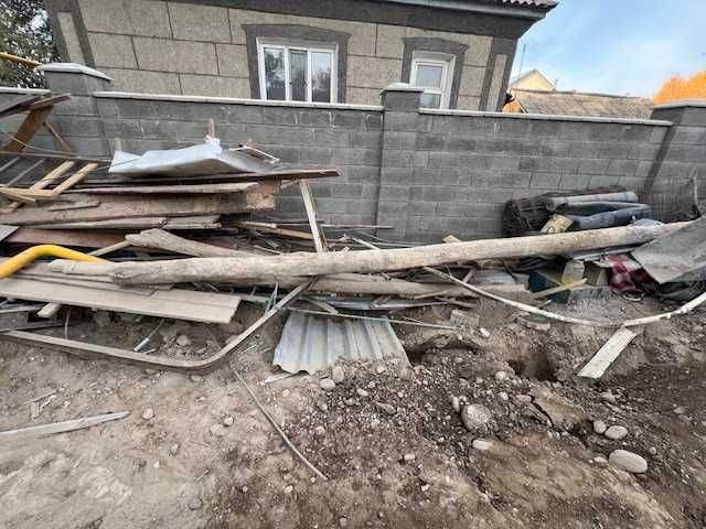 Продам балки б/у деревянные. Кругляк