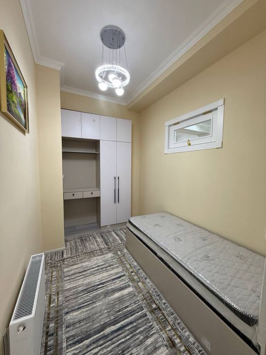 Продается 3 ком. Квартира площадью 57 кв.м. По ул. Рузибаева