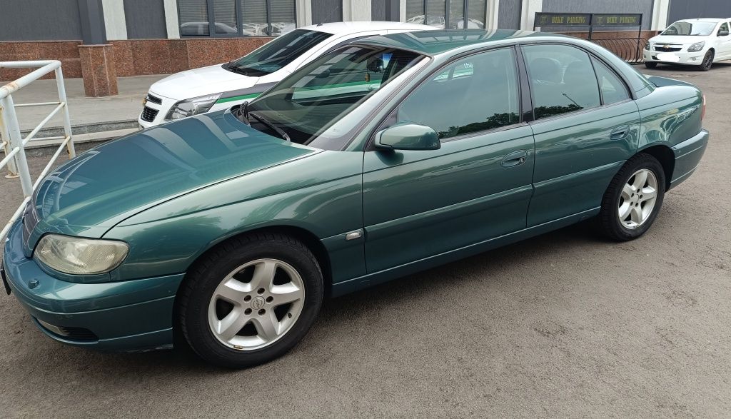 Opel Omega B 2002