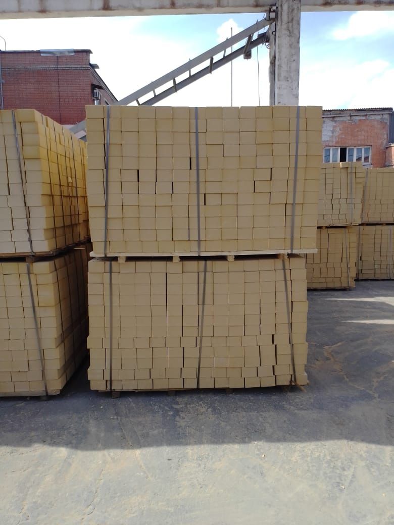 Продам Кирпич полуторный . Жолты