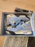 Air jordan 4 retro university blue