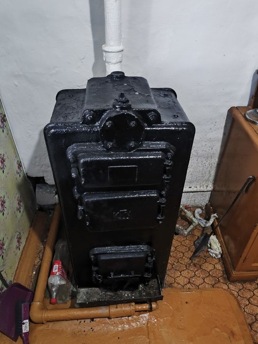 Продам печь водяного отопления