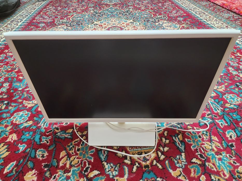 HAIER 24" телевизор (монитор)