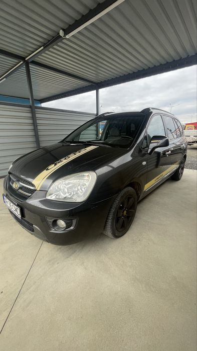Kia carens 7 locuri