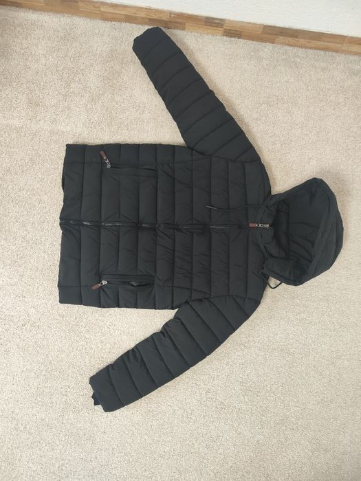 Geaca imblanita neagra