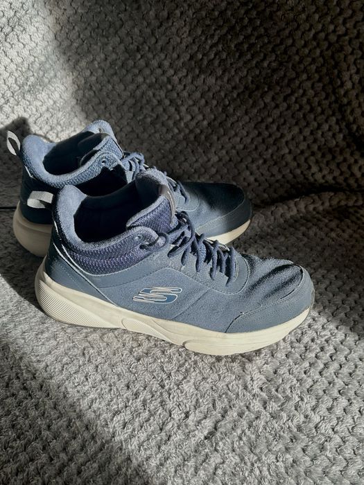 Skechers Originali-arată super, preț bun! stare 9/10, foarte curați