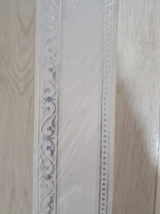 Продам карниз для штор новый