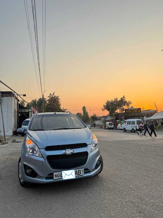 Гозал холатдаги Chevrolet spark