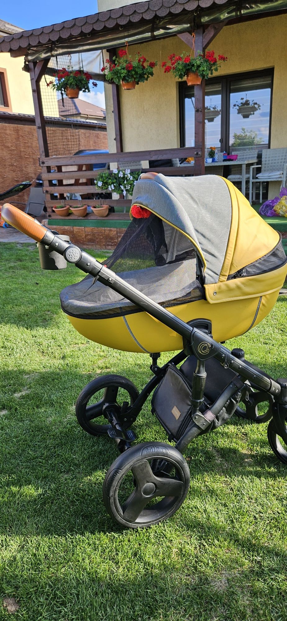 Vand Carucior 3in1  Krausman Nexxo Yellow