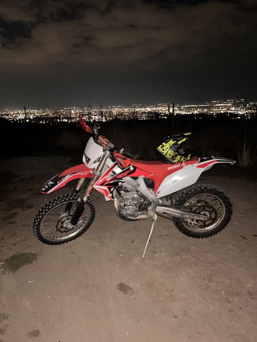 Honda CRF 250  – С регистрация, 1000 км, Перфектен!