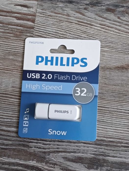 Флашка с песни по ваш избор