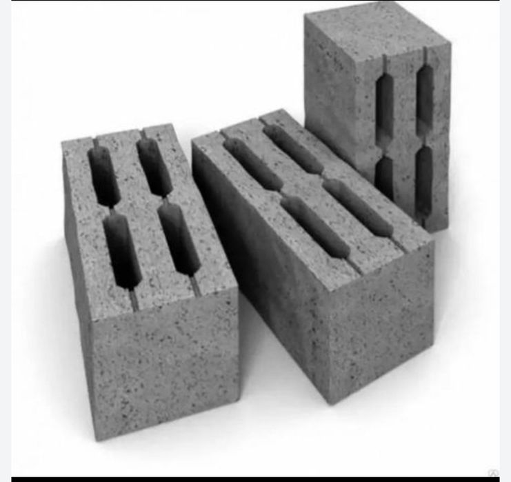 Shlakablok sotiladi. B/u. 250 tacha bor