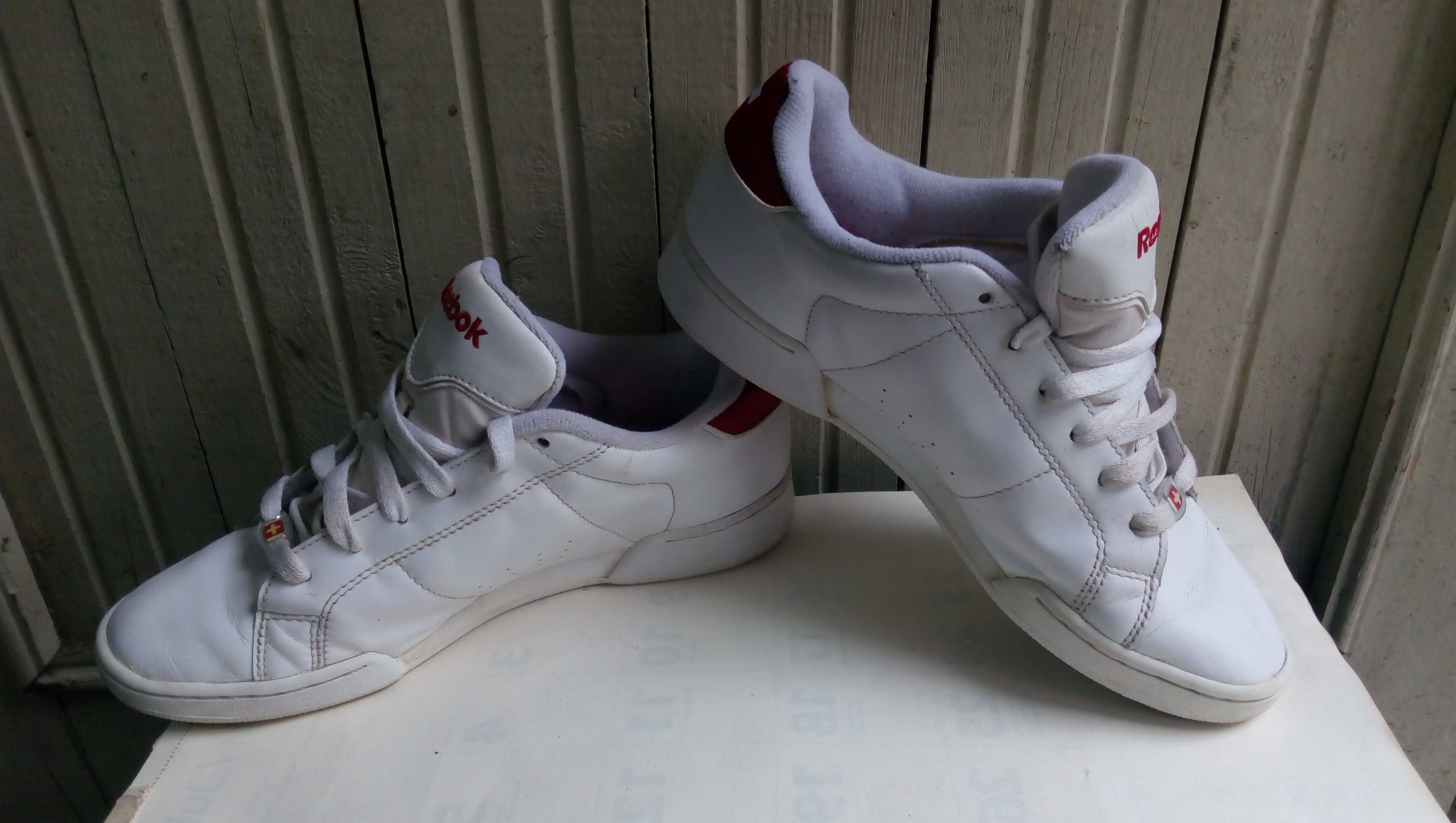 ''Reebok''оригинални дамски сникърси 38 номер