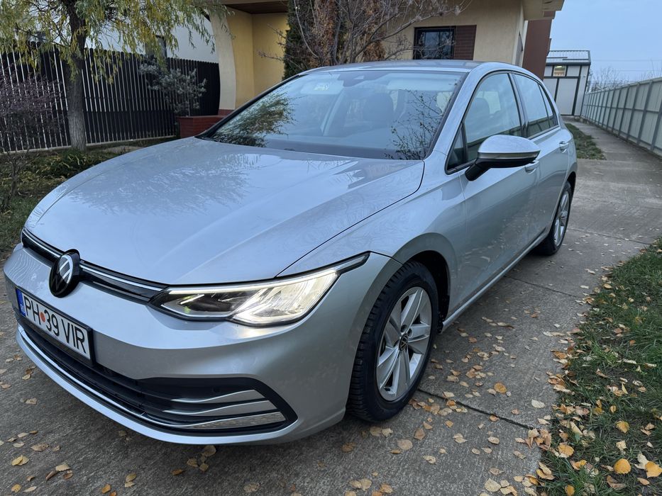 Proprietar VW Golf 8, benzina, 2021, 60.000 km