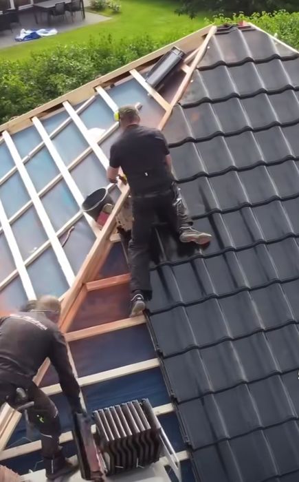 Executam acoperisuri montaj tiglă metalică ceramică izolați polistiren