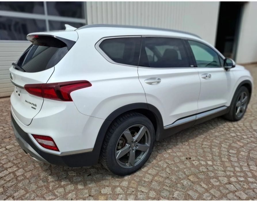 Hyundai Santa Fe awd 2020