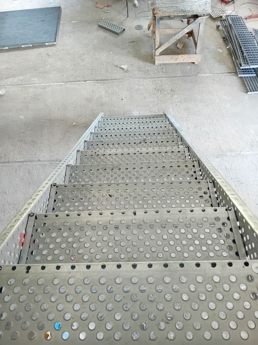 Scara metalica zincata 4mm