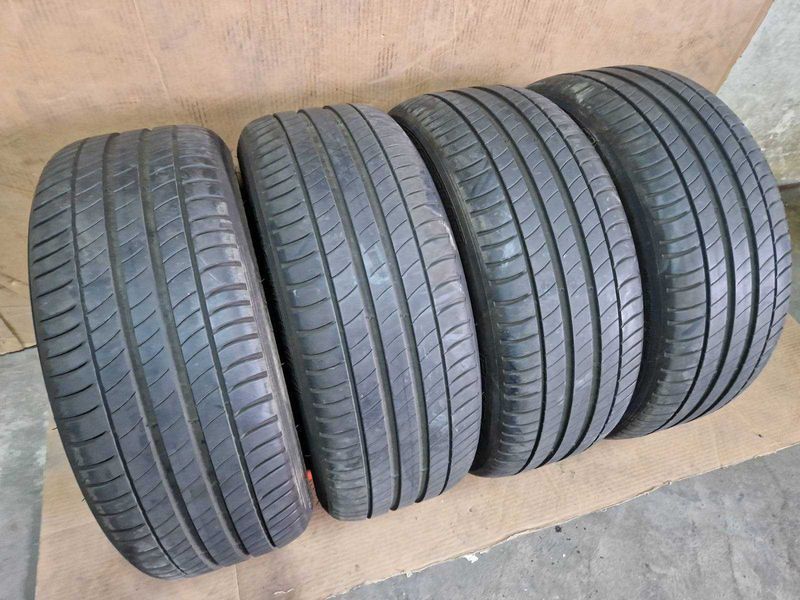 4 Michelin R17 225/55/ 
летни гуми  DOT4518