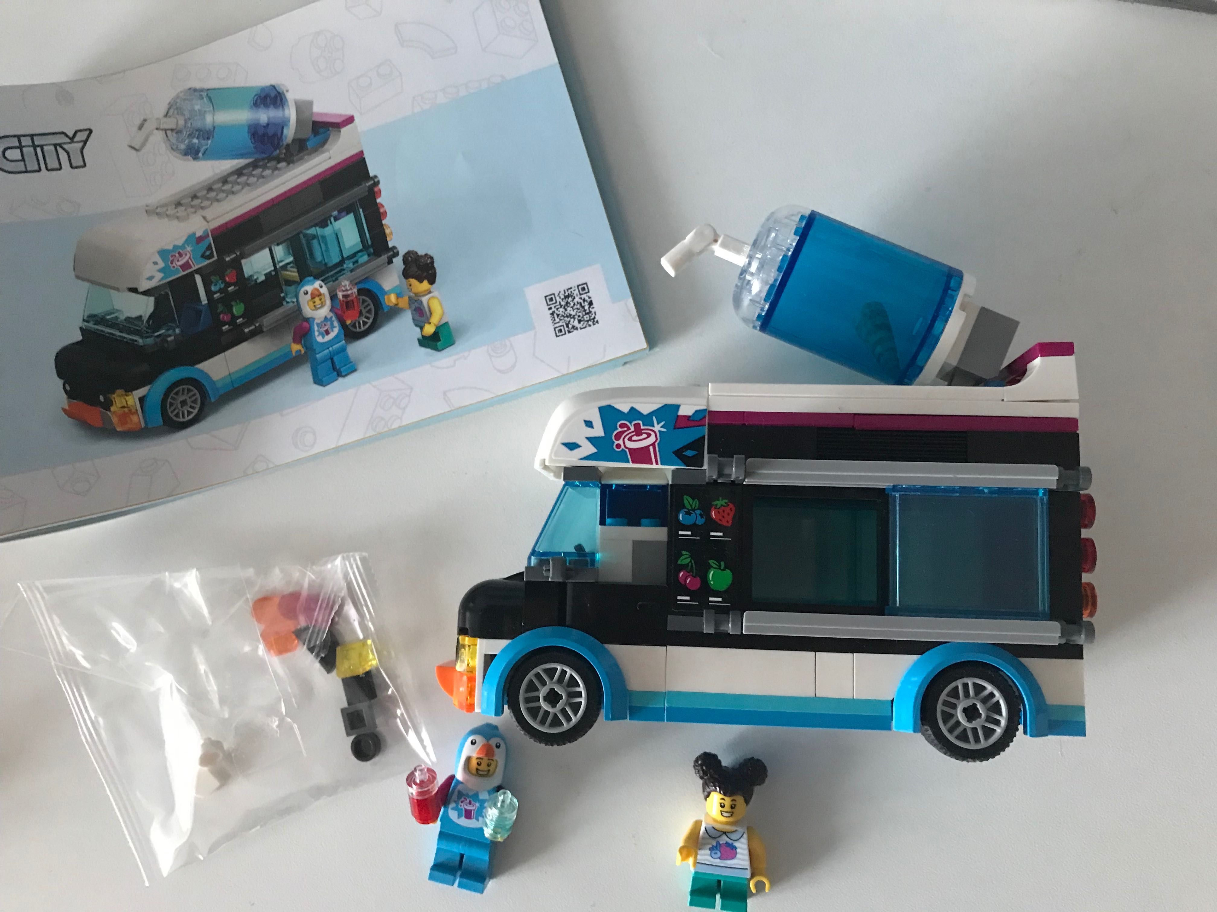 Lego Camioneta pinguin 60384 +5ani