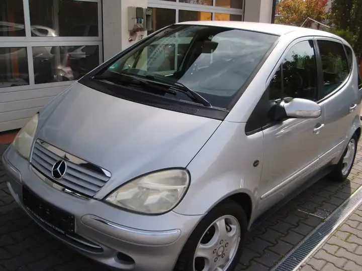 Мерцедес А160 В168 1.6и 100к.с. на чзсти-Mercedes A160 W168 na chasti