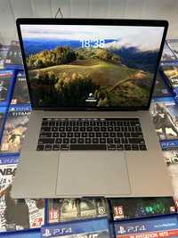 Macbook pro 15 inch 2019 i9 16 gb 512 ssd amd 560x 8 incarcari