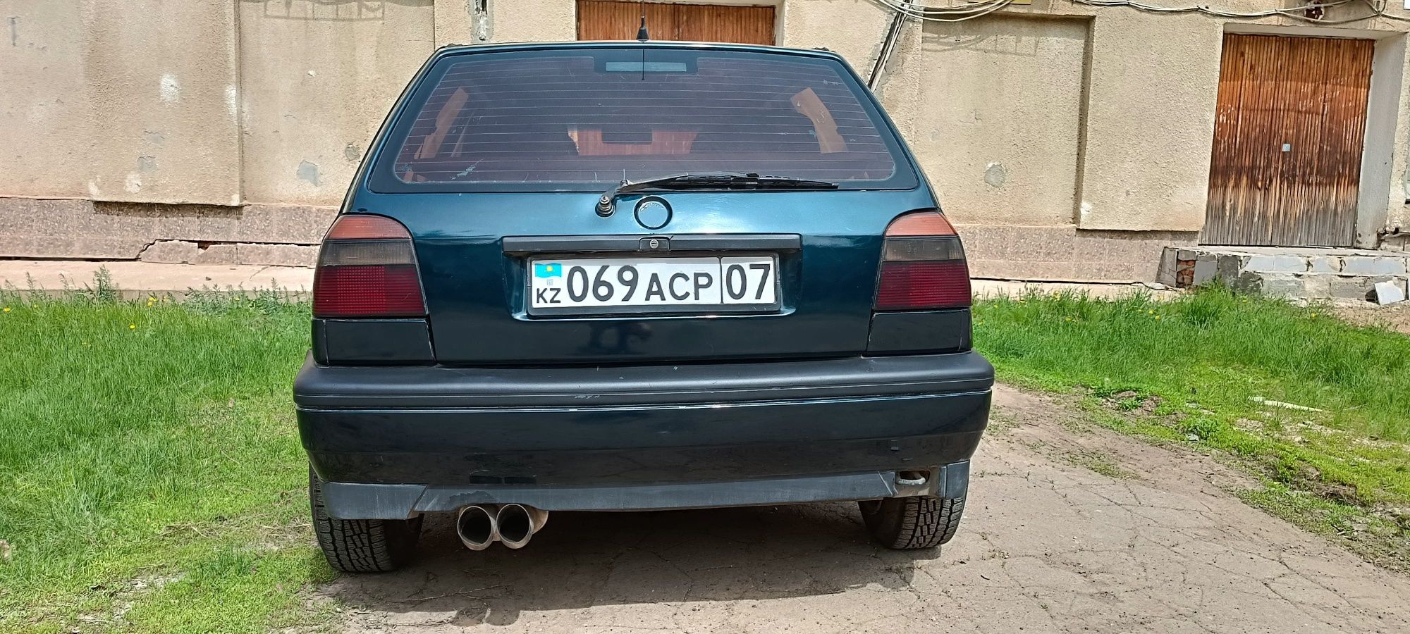 Golf 3 1.8 в максимальной комплектации