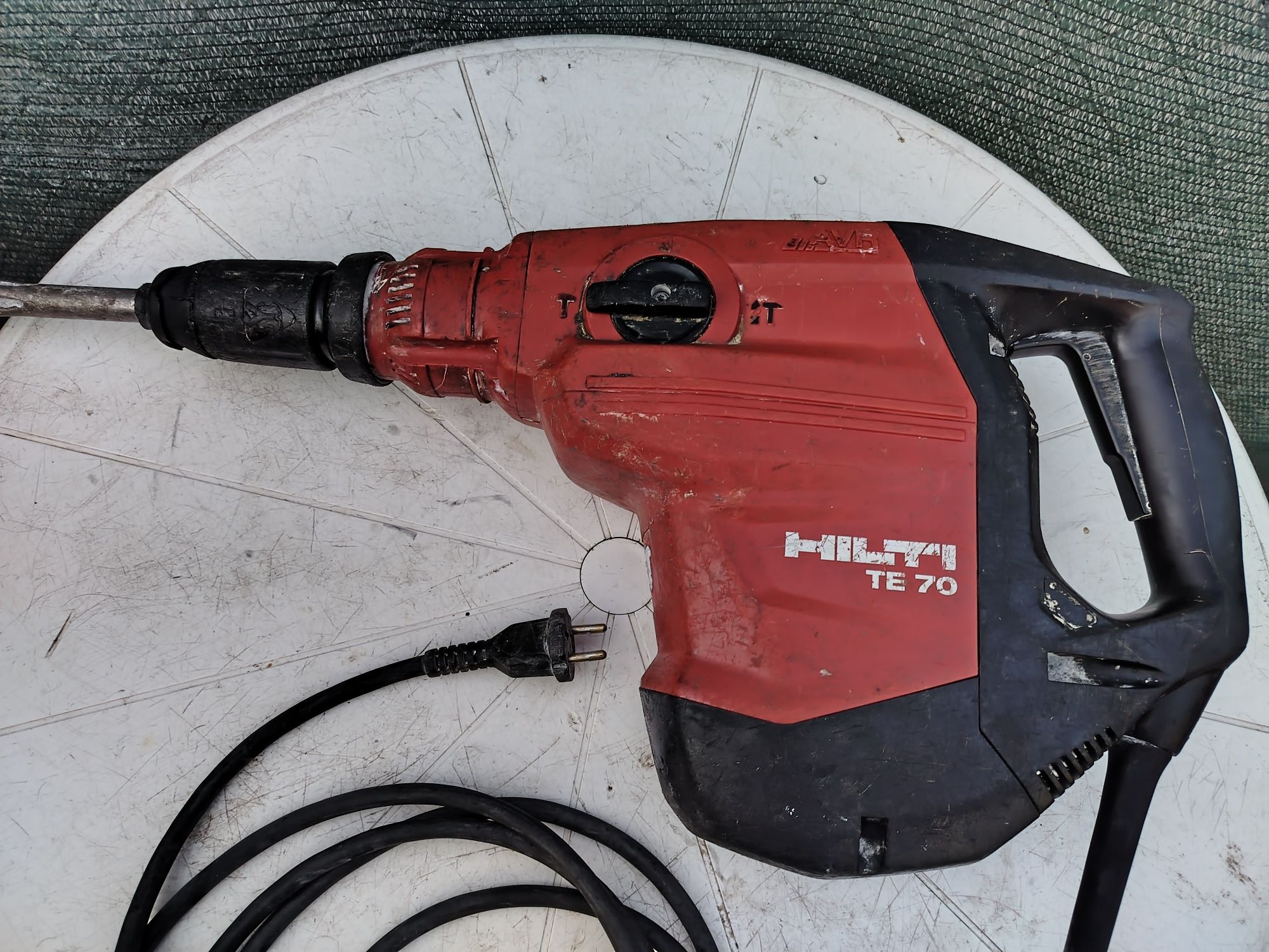 Hilti TE 70 AVR Къртач