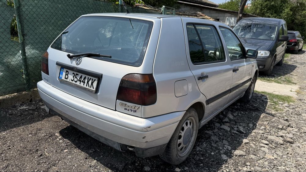 Vw Golf 3 / 1.6 i / 75к.с. / 1996г.