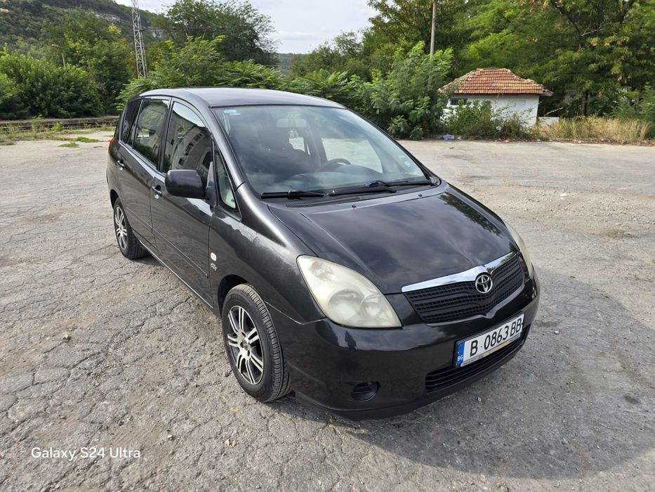 Toyota Corolla Verso, 2.0, 2002 г.