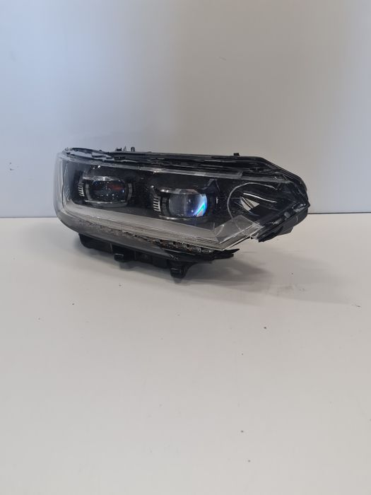 Far dreapta avariat Full Led Volkswagen Passat B8 /cod - 3G1 941 082 G