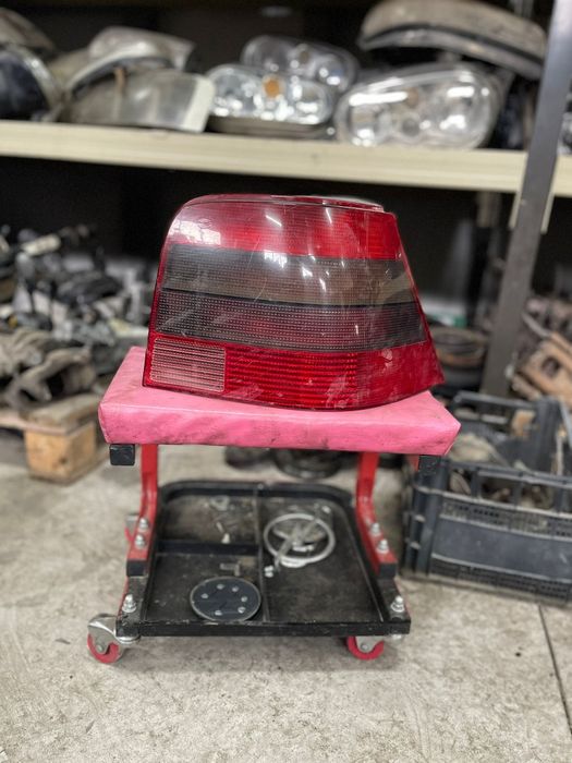 Затъмнени стопове Голф 4