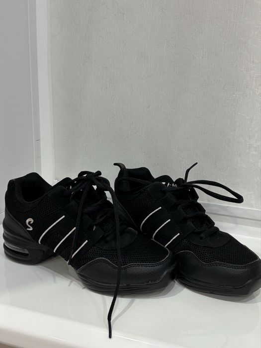 джазовки( кросовки) для танцев