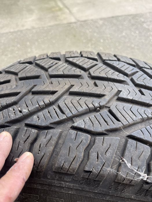 Anvelope M+S iarna 235/55r17