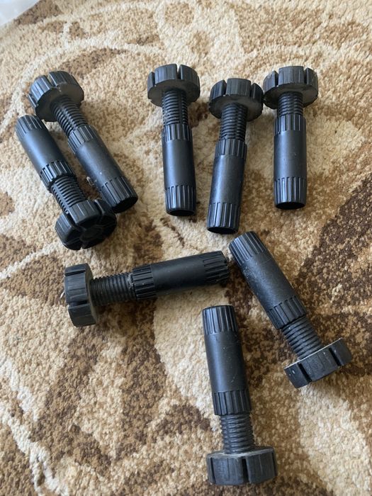 Ножки пластмассовые