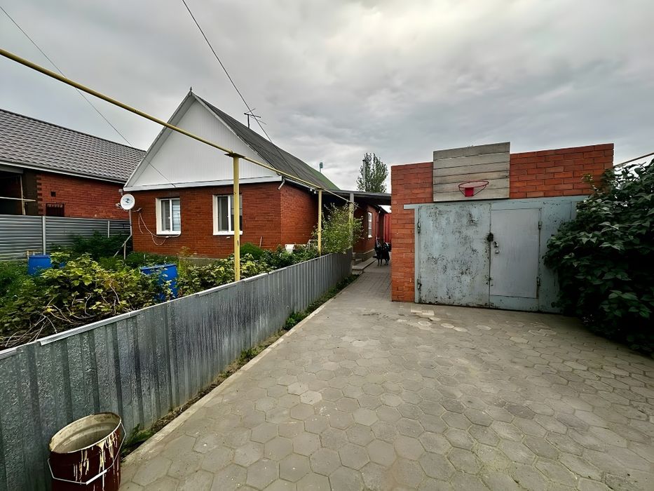 Отдельный дом трехкомнатный