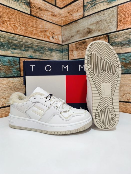 Calvin Klein/Tommy Hilfiger/Karl Lagerfeld/Michael Kors/Buffalo