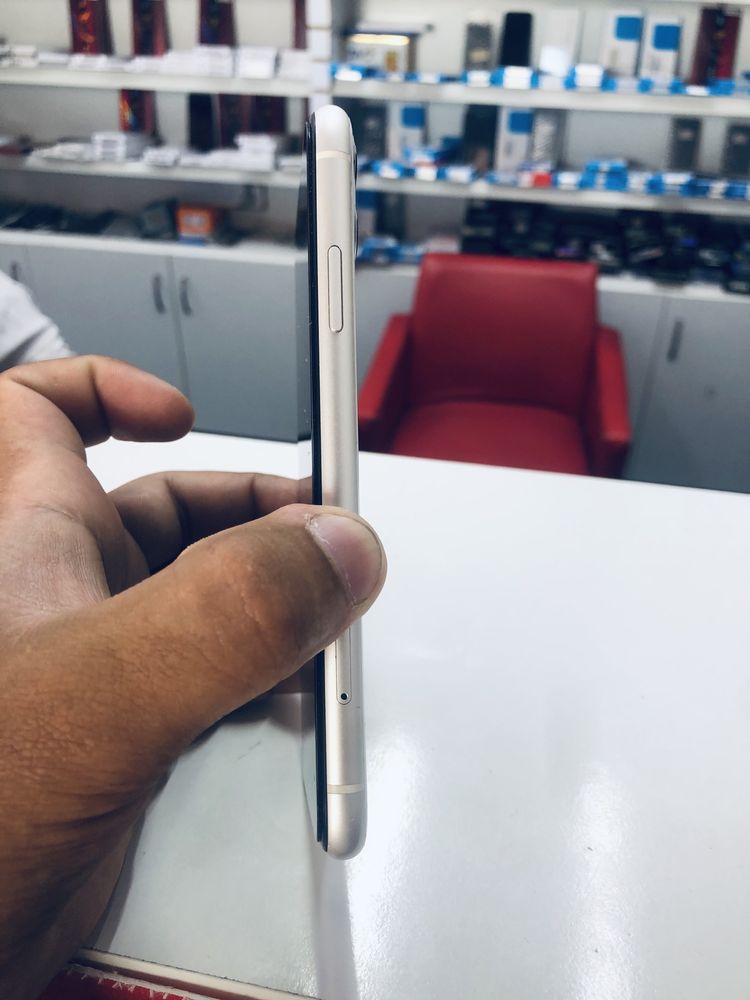Iphone 11 64Gb 77%