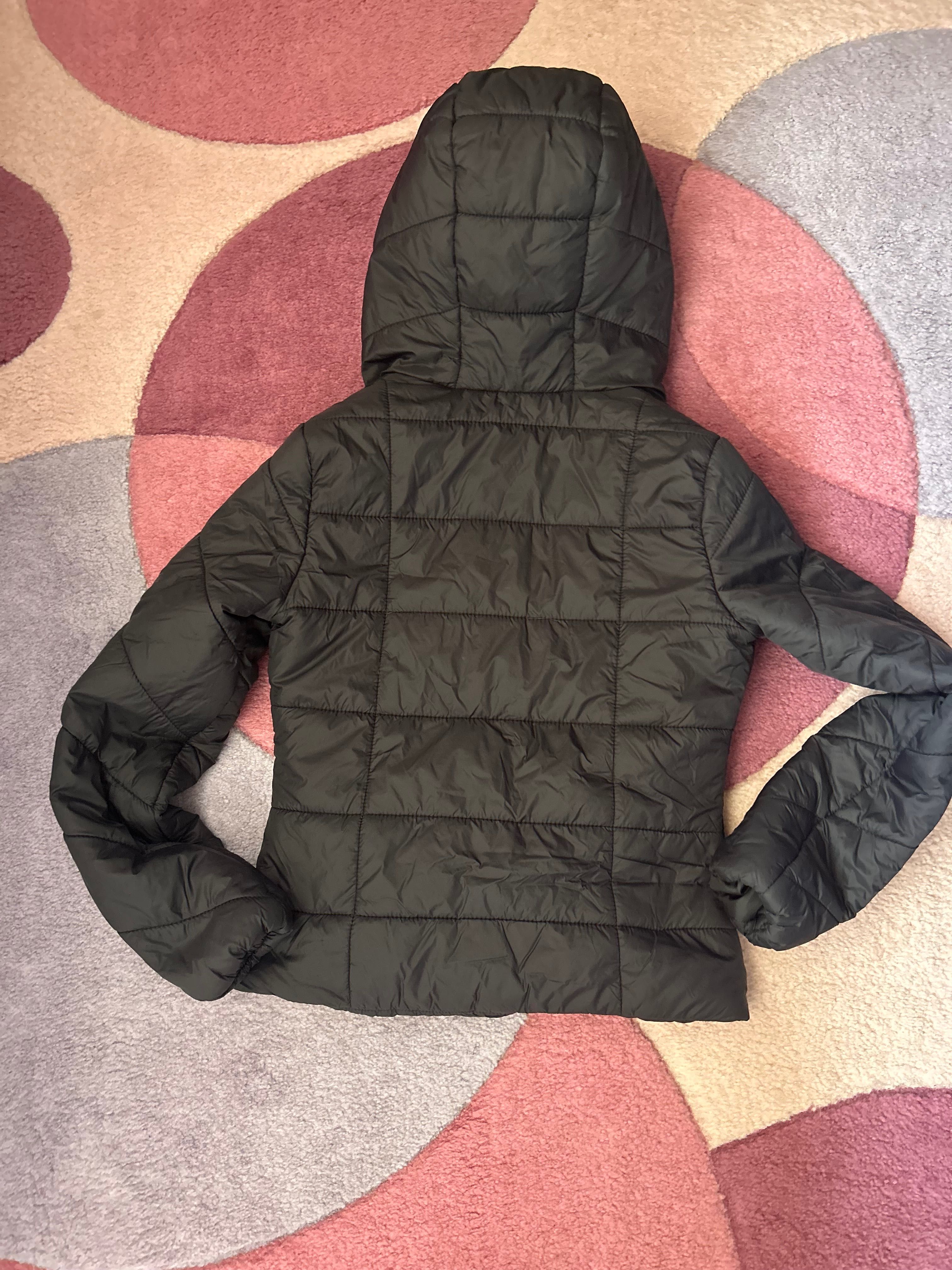 Дамски преходни якета и худита марки Bershka, H&M, Cropp