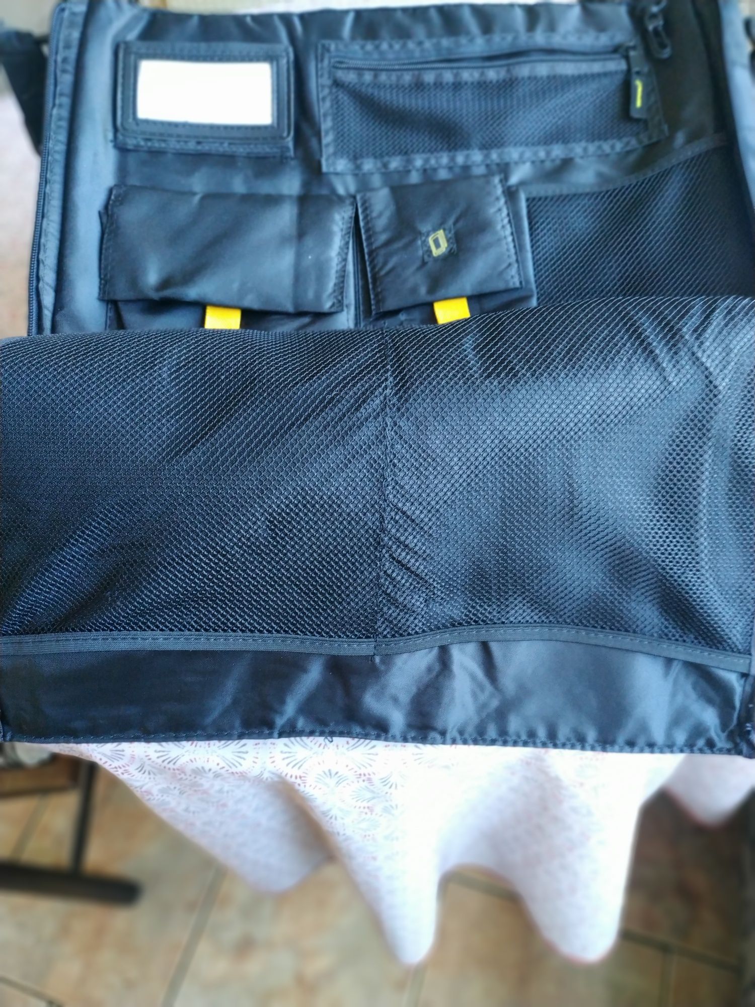 Чанта за лаптоп и аксесоари "HP 17.3 "