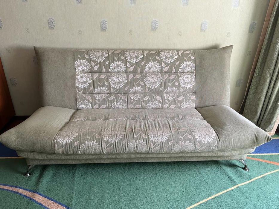 Диван раскладывающийся с креслом
