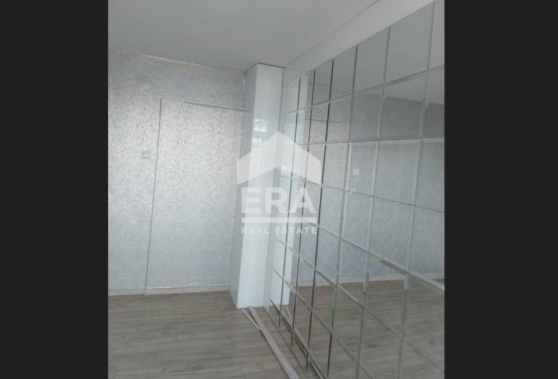 Дава се под наем Магазин в Варна, Цветен квартал - 35 кв.м за 375 € - Снимка #3