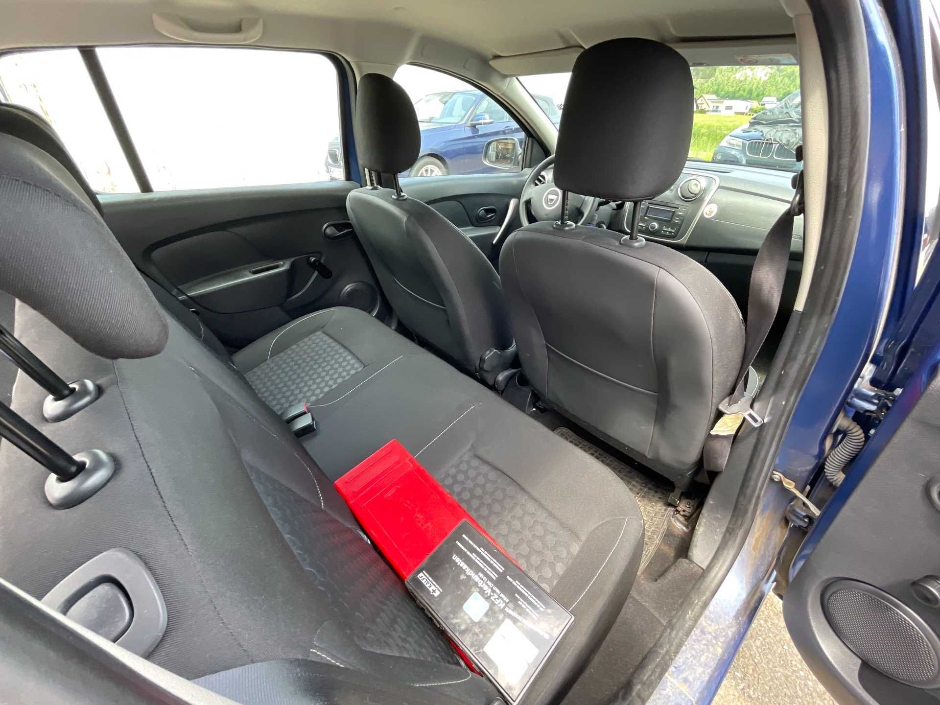 Dacia Sandero Laureate benzina 90 cp din 2013 - 93.000 km