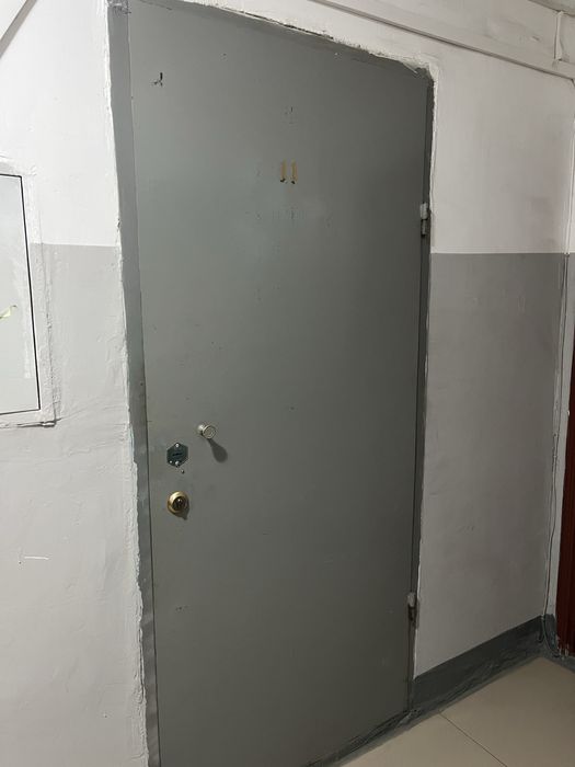 Дверь входная металлическая