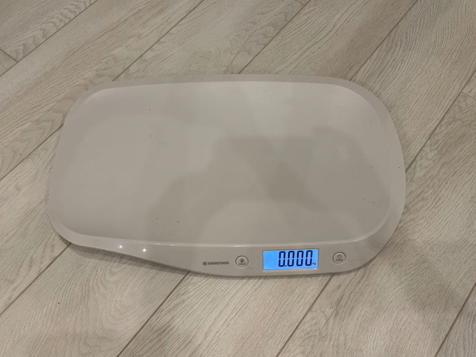 Цифрова везна за бебета Kikkaboo -Бяла