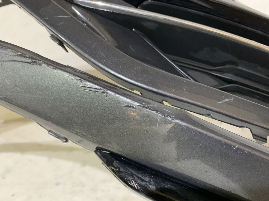 Bara fata VW Golf 7 VII, facelift, R-Line, 2017, 2018, 2019, 2020, cod origine OE 5G0807221LR, cu gauri pentru senzori de parcare (4).