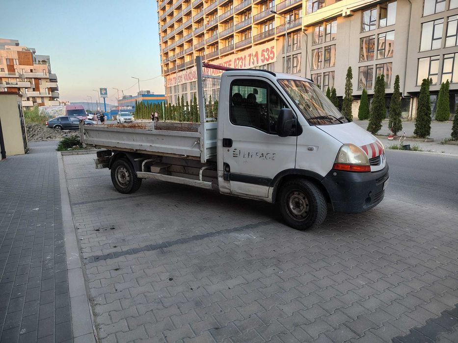 Vând Renault Master 2.5 basculabil