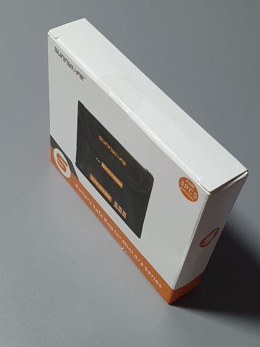 Husă transport acumulatori dronă în bagajul de cală