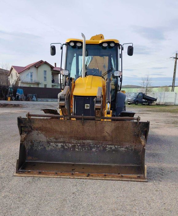 Buldoexcavator JCB 3CX
